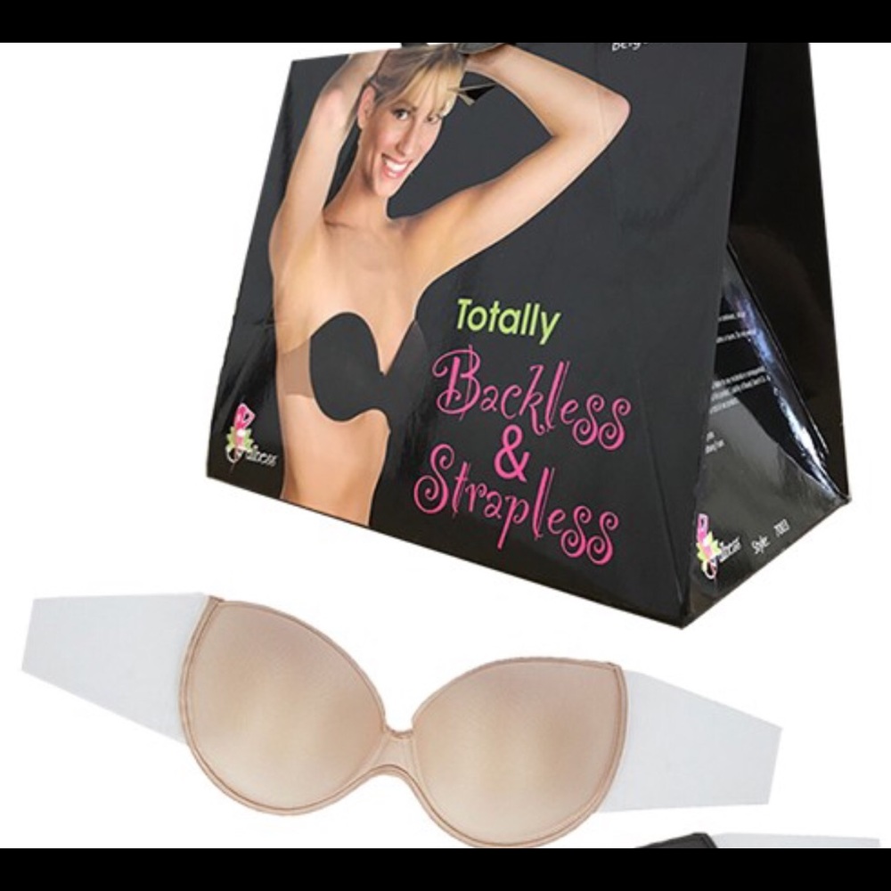 Strapless backless reusable silicone bra